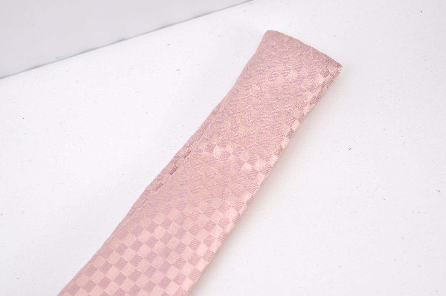 Authentic Louis Vuitton Damier Necktie Tie Silk Pink LV K8575