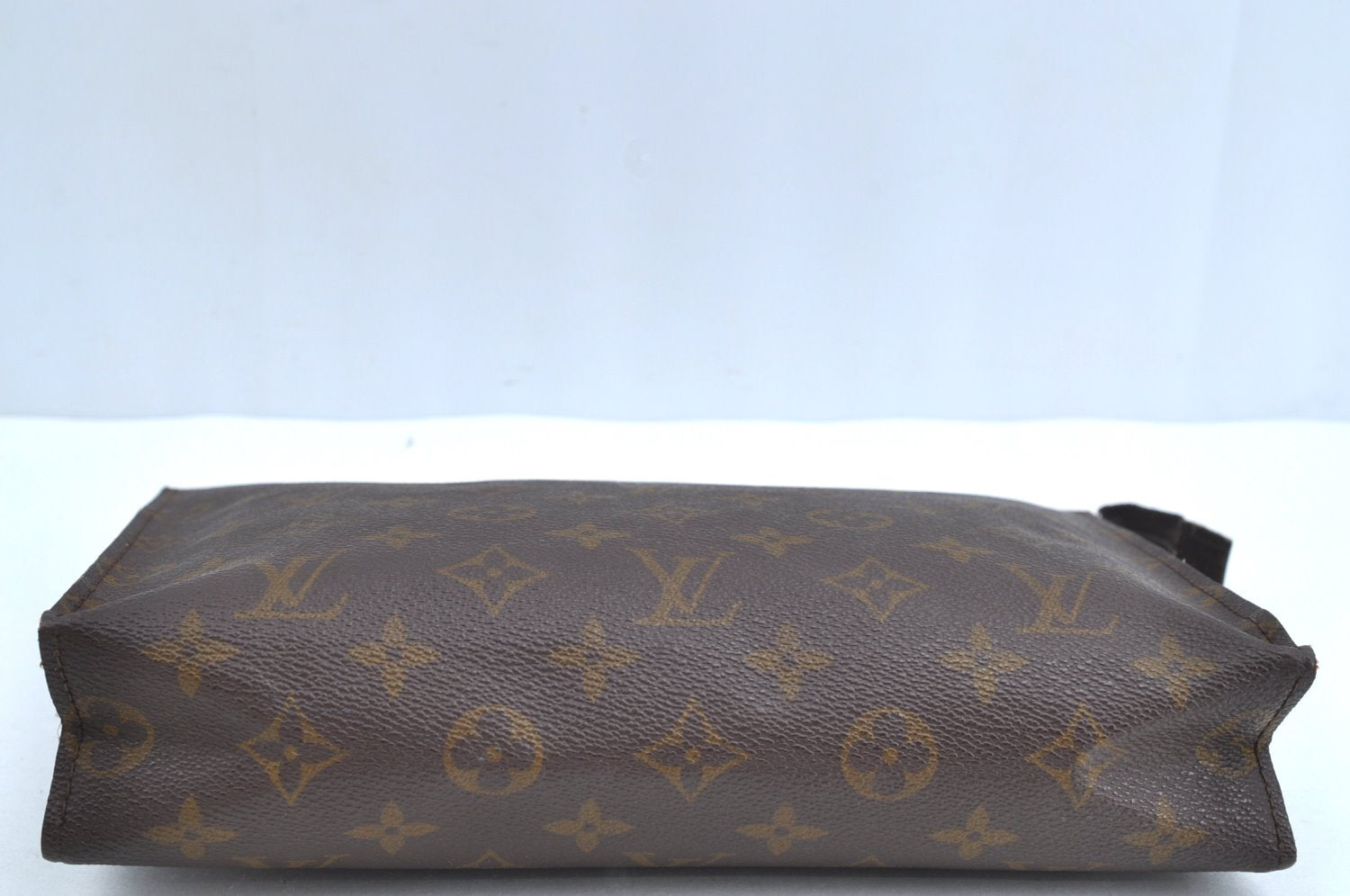 Auth Louis Vuitton Monogram Poche Toilette 26 Cosmetics Pouch Old Model LV K8576