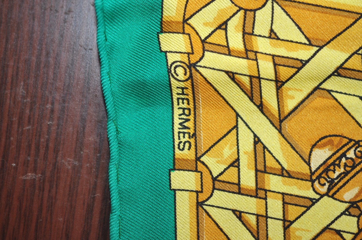 Authentic HERMES Carre 90 Scarf 