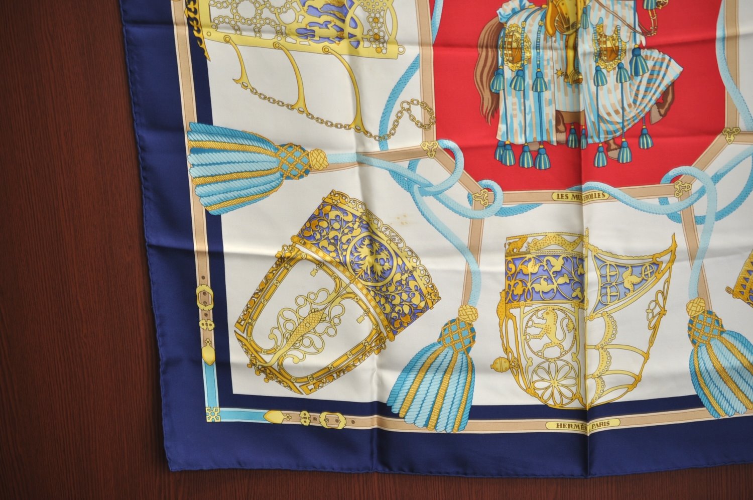 Authentic HERMES Carre 90 Scarf 