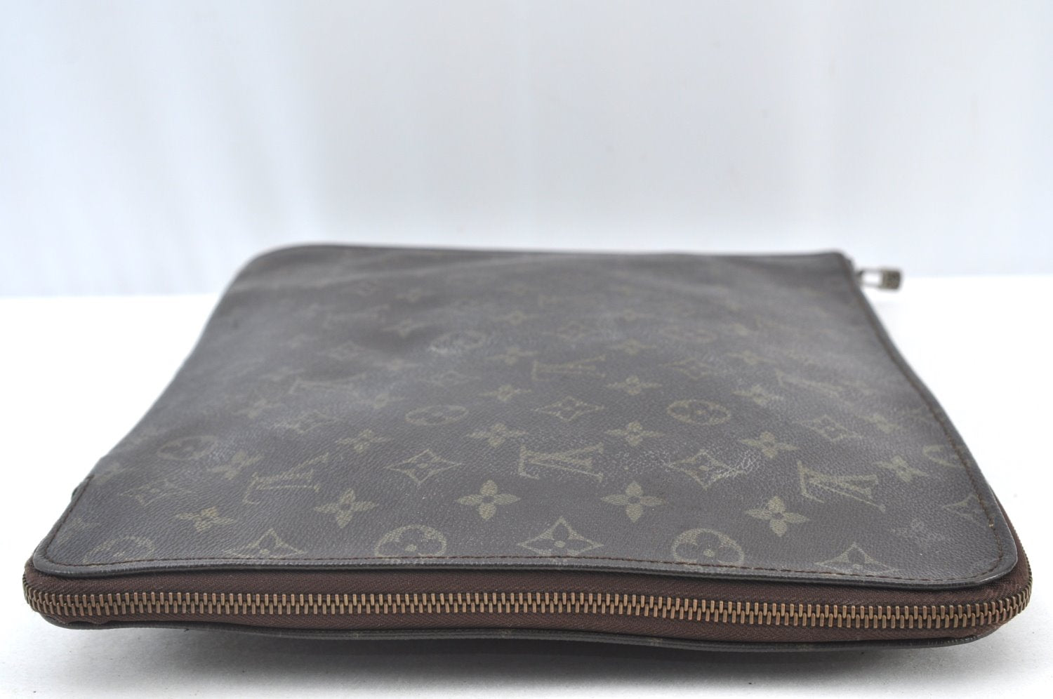 Authentic Louis Vuitton Monogram Poche Documents Document Case M53400 LV K8587
