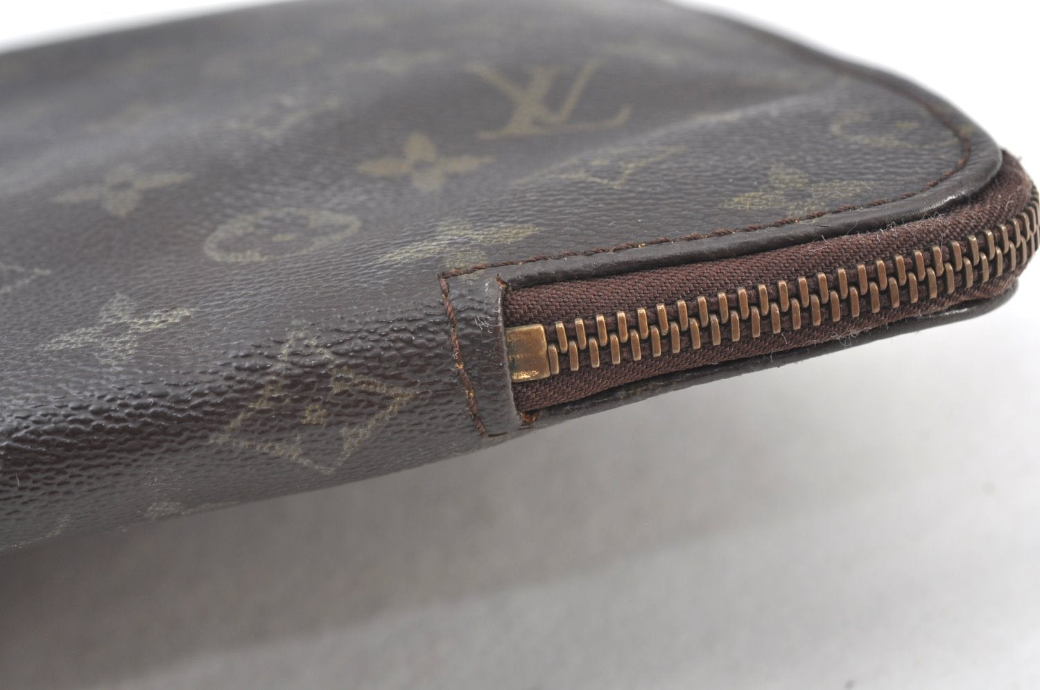 Authentic Louis Vuitton Monogram Poche Documents Document Case M53400 LV K8587