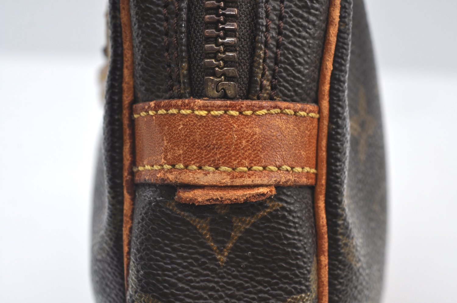 Auth Louis Vuitton Monogram Marly Dragonne GM M51825 Clutch Hand Bag Junk K8588