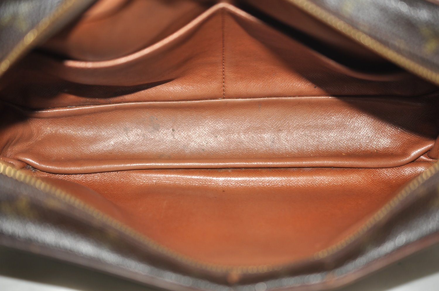 Authentic Louis Vuitton Monogram Compiegne 28 Clutch Hand Bag M51845 LV K8590