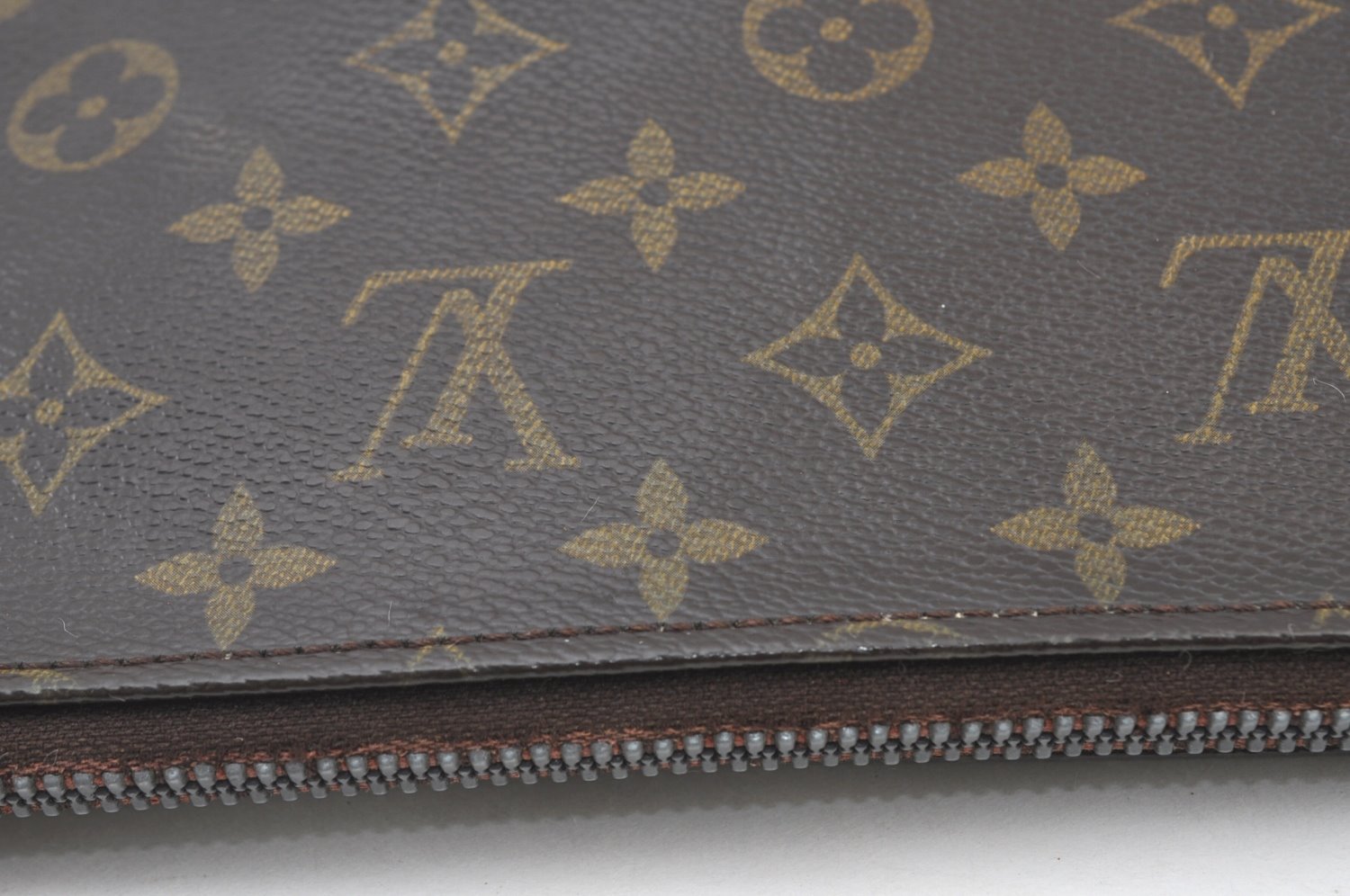 Authentic Louis Vuitton Monogram Poche Documents Document Case M53400 LV K8591