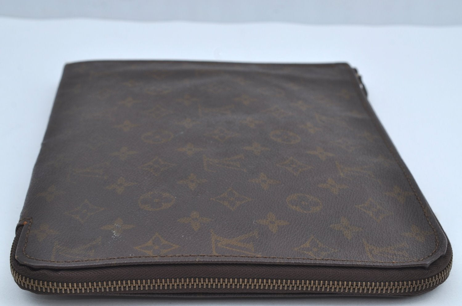 Authentic Louis Vuitton Monogram Poche Documents Document Case Old Model K8592