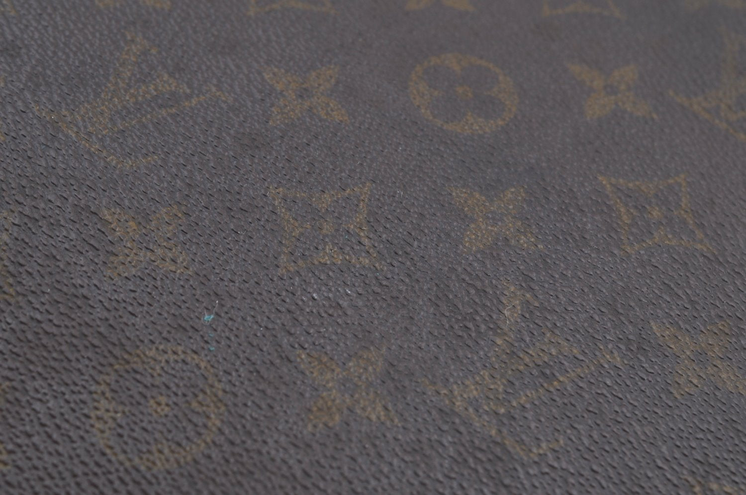 Authentic Louis Vuitton Monogram Poche Documents Document Case Old Model K8592