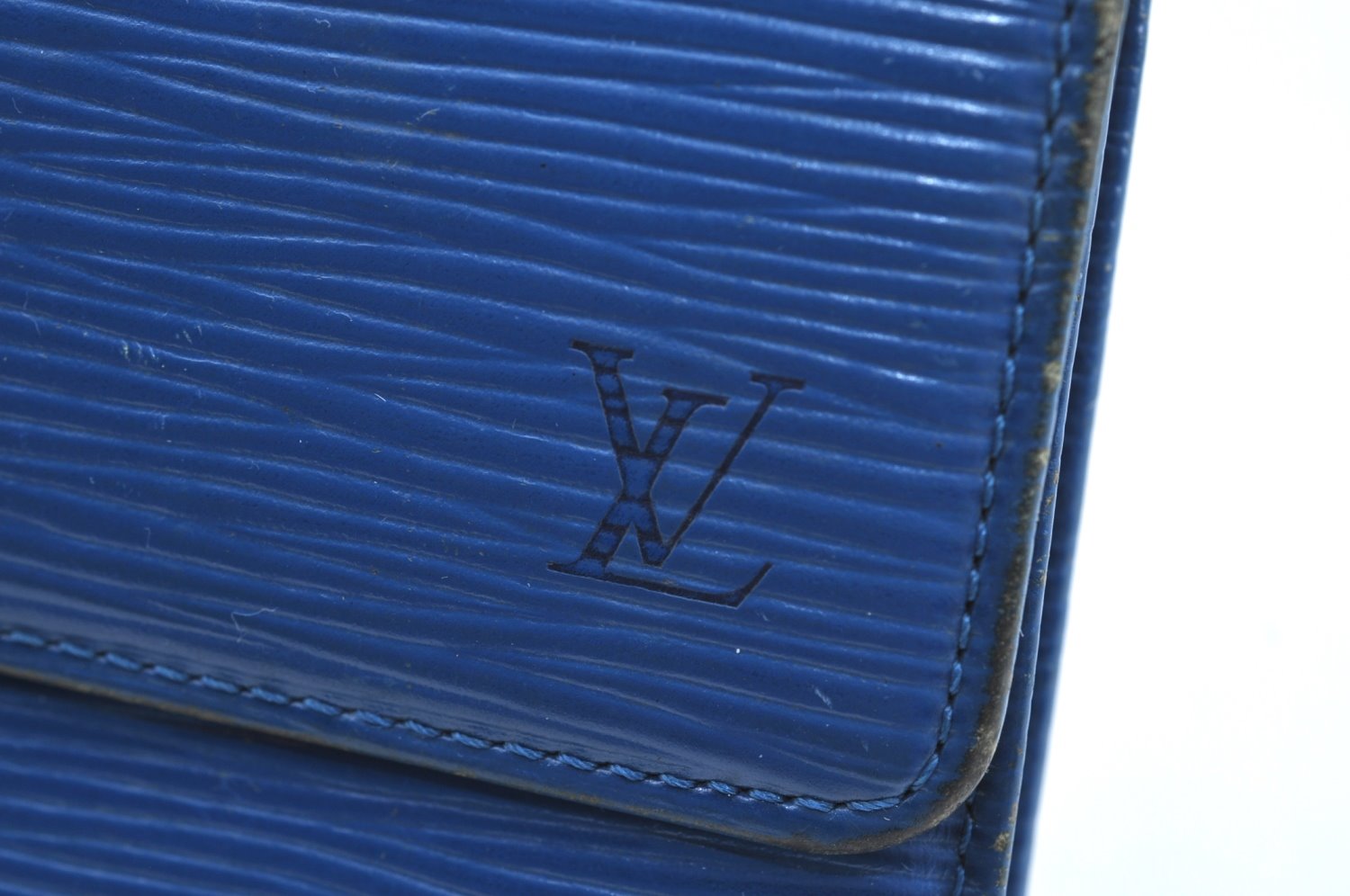 Auth Louis Vuitton Epi Porte Tresor International Wallet Blue M63385 LV K8595