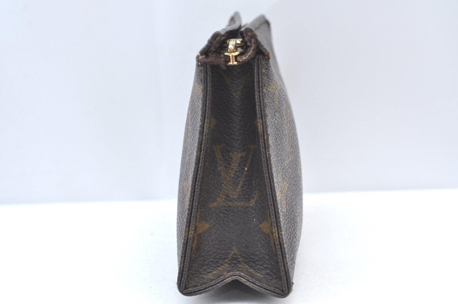 Authentic Louis Vuitton Monogram Poche Toilette 15 M47546 Cosmetics Pouch K8603