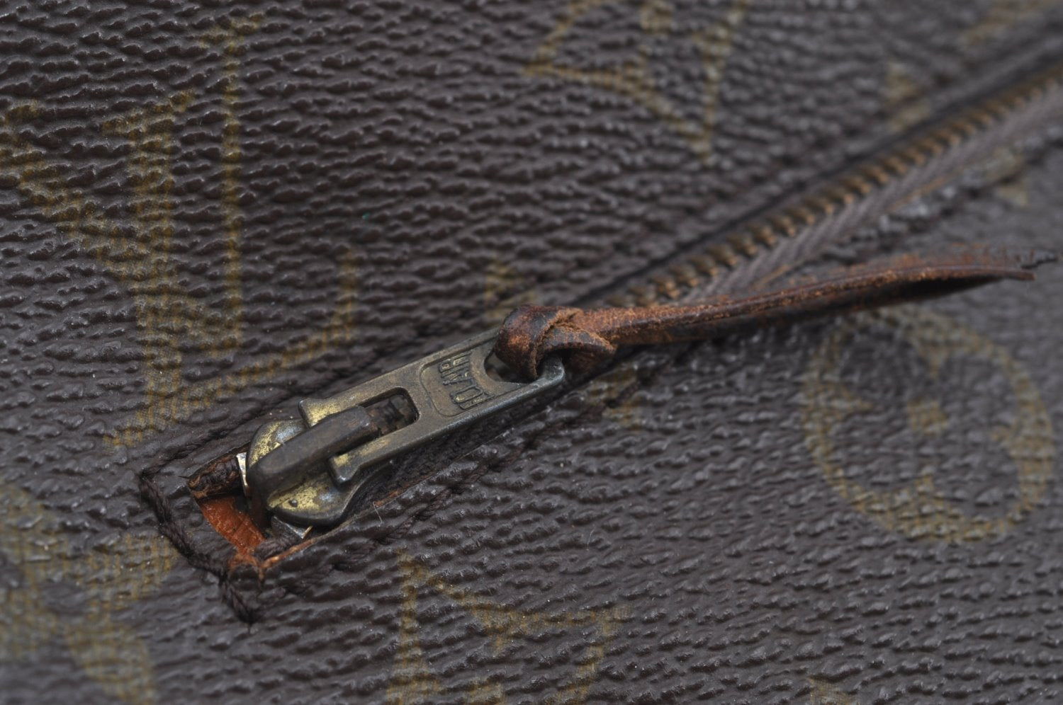 Auth Louis Vuitton Monogram Pochette Pliante Clutch Hand Bag Old Model LV K8630