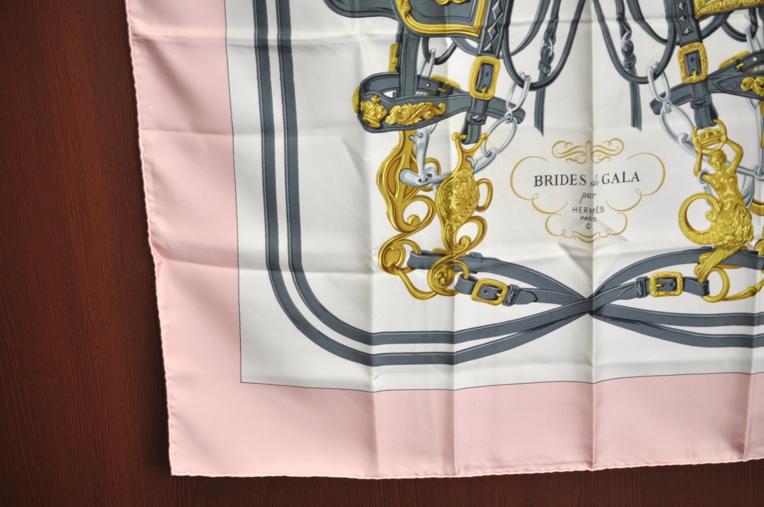 Authentic HERMES Carre 90 Scarf 