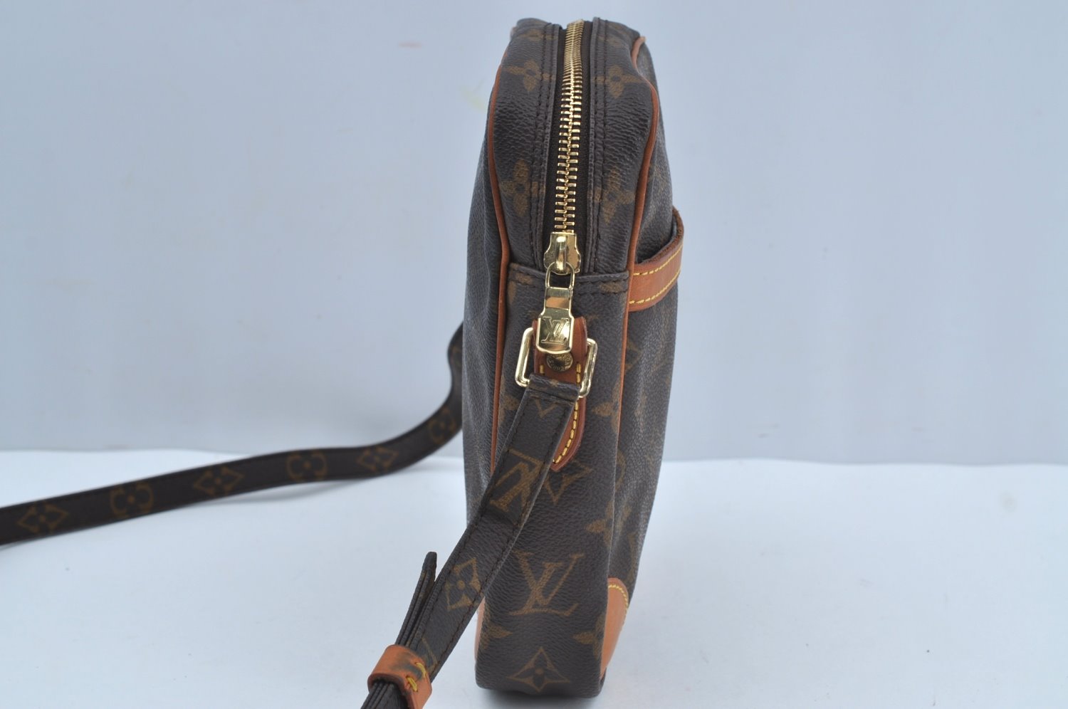 Authentic Louis Vuitton Monogram Danube Shoulder Cross Body Bag M45266 LV K8635