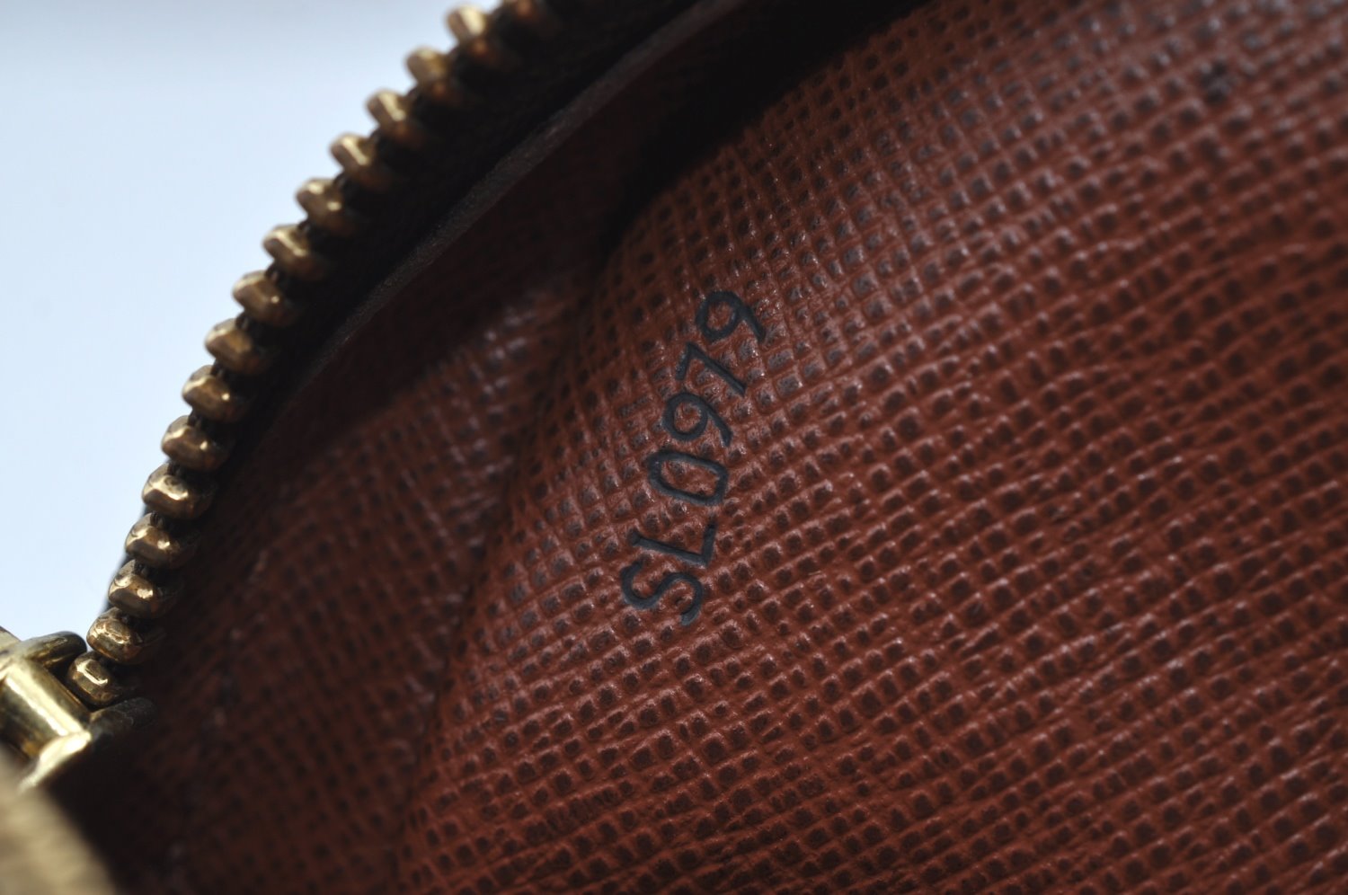 Authentic Louis Vuitton Monogram Danube Shoulder Cross Body Bag M45266 LV K8635