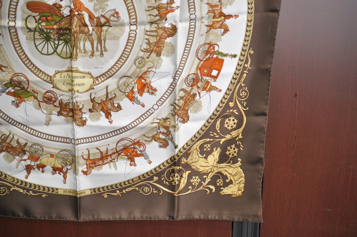 Authentic HERMES Carre 90 Scarf 