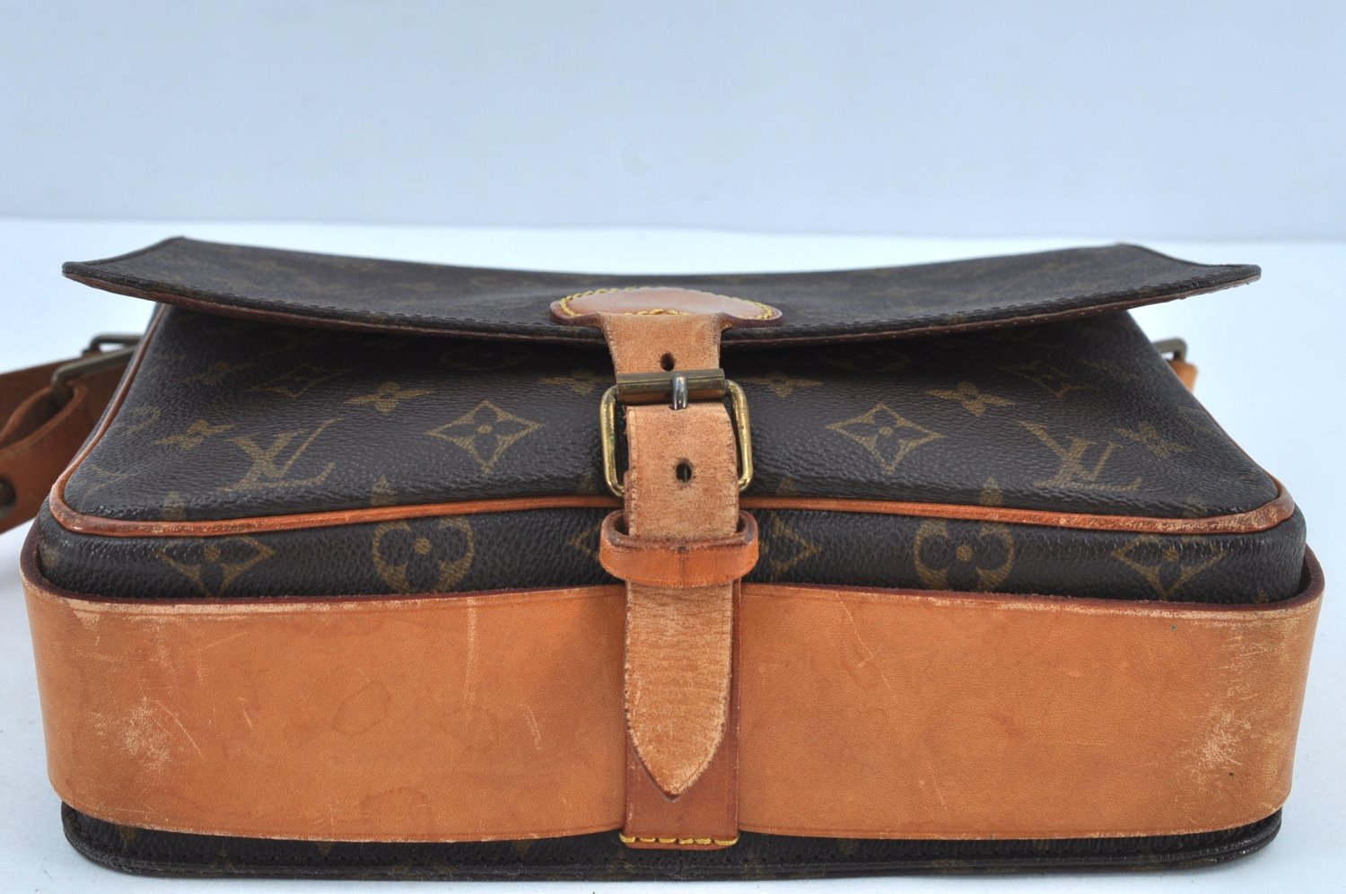 Authentic Louis Vuitton Monogram Cartouchiere GM M51252 Shoulder Cross Bag K8663