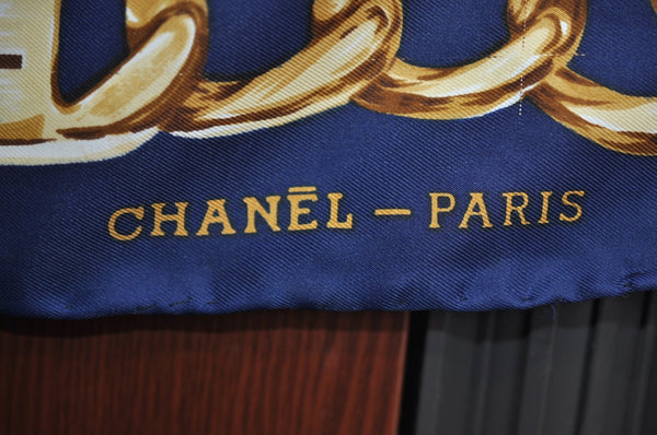 Authentic CHANEL Scarf Chain Motif CC Logo Silk Blue K8671