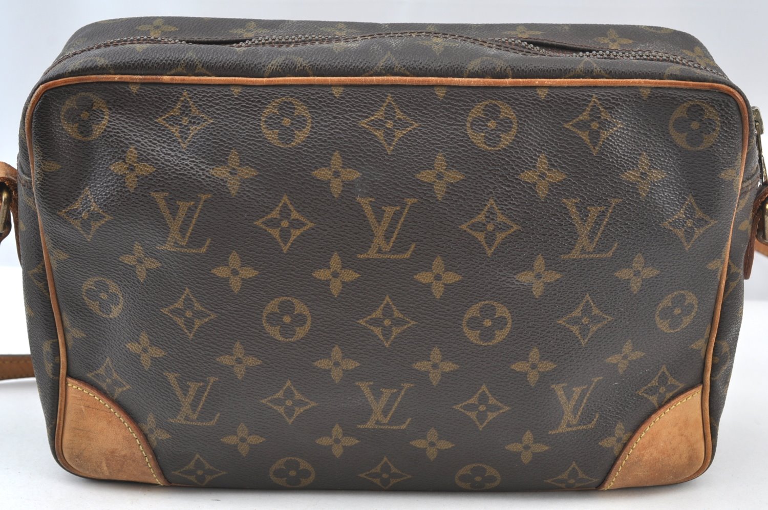 Authentic Louis Vuitton Monogram Trocadero 30 Shoulder Cross Bag M51272 LV K8672