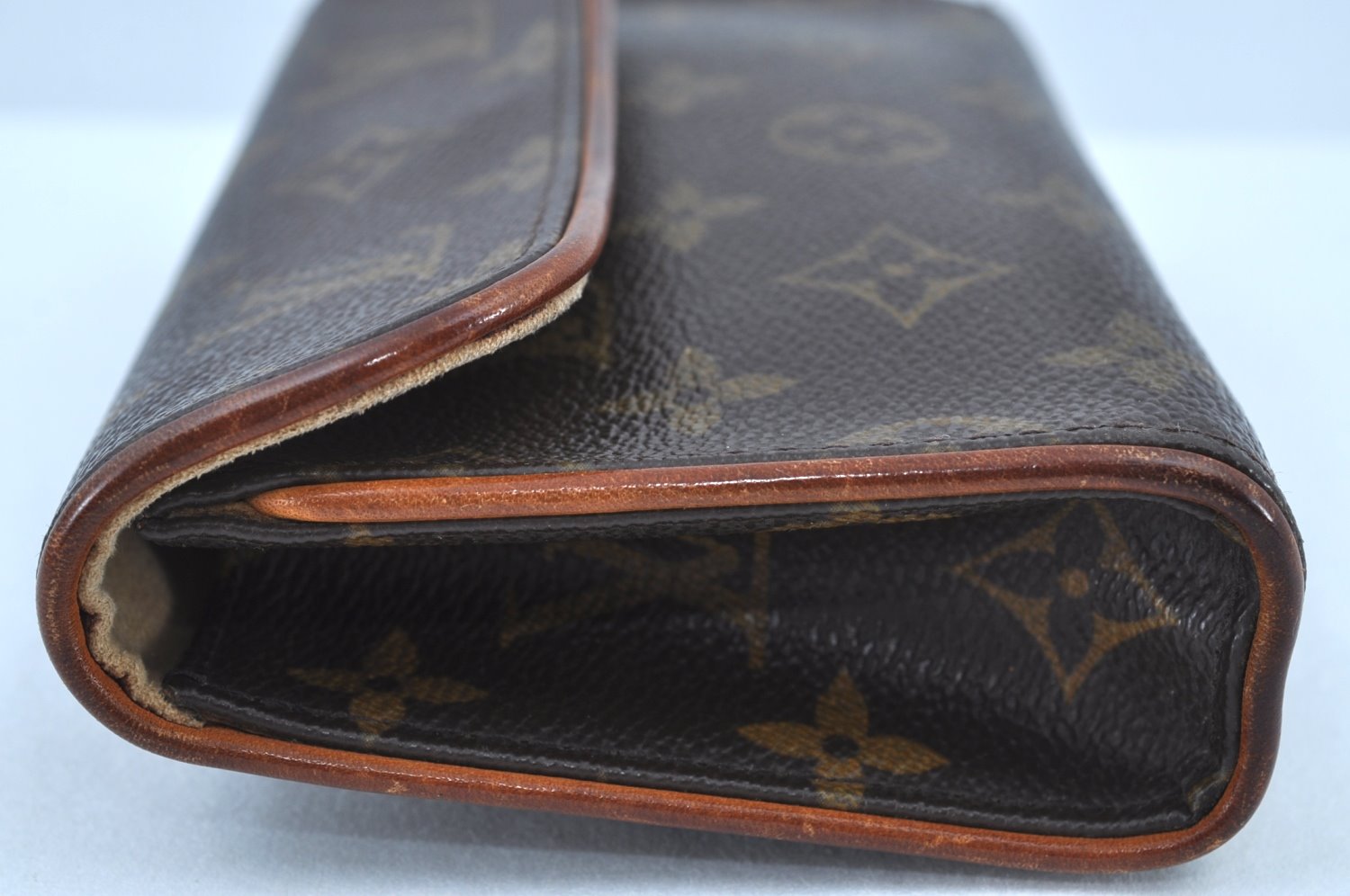 Auth Louis Vuitton Monogram Pochette Florentine Pouch Waist Bag M51855 LV K8678