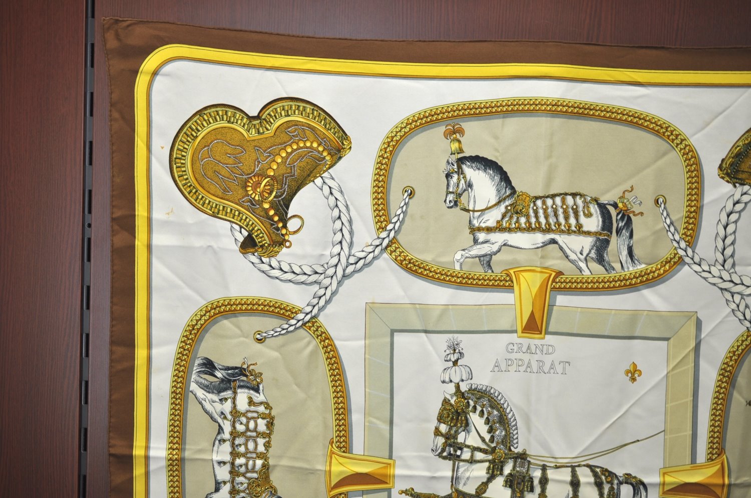 Authentic HERMES Carre 90 Scarf 