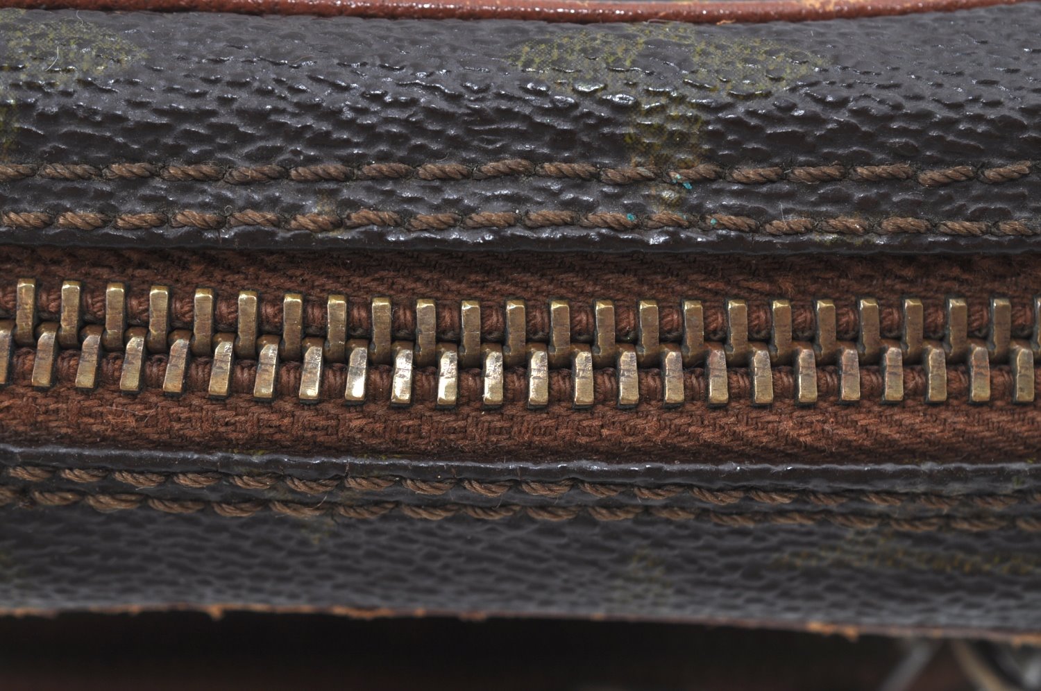 Authentic Louis Vuitton Monogram Amazone Shoulder Cross Body Bag Old Model K8695