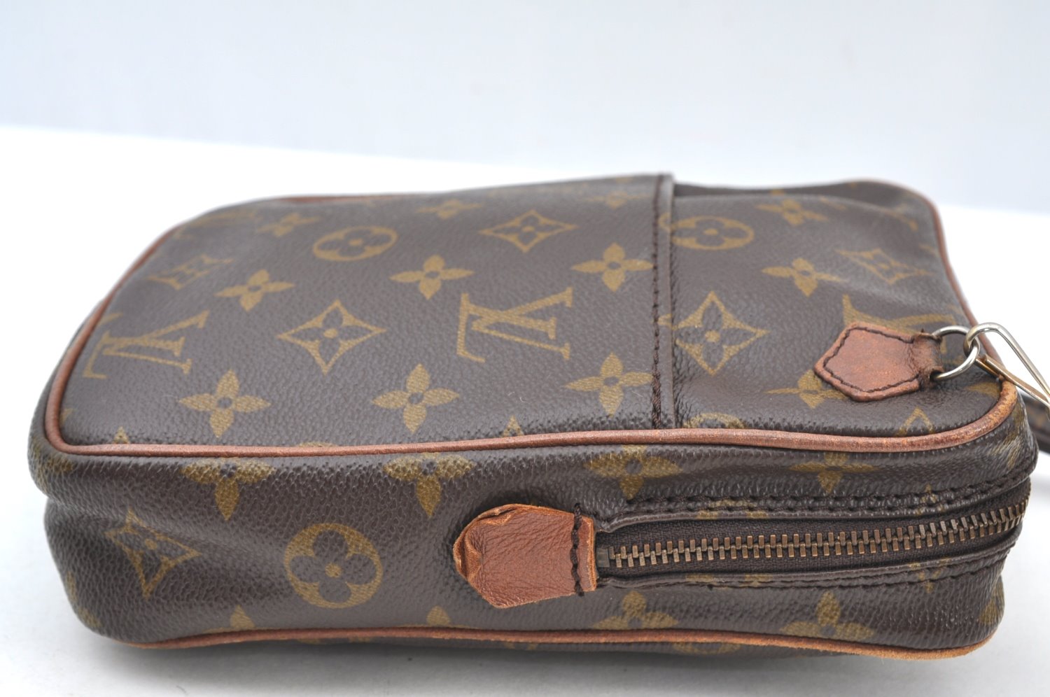 Authentic Louis Vuitton Monogram Danube Shoulder Cross Bag Old Model LV K8696