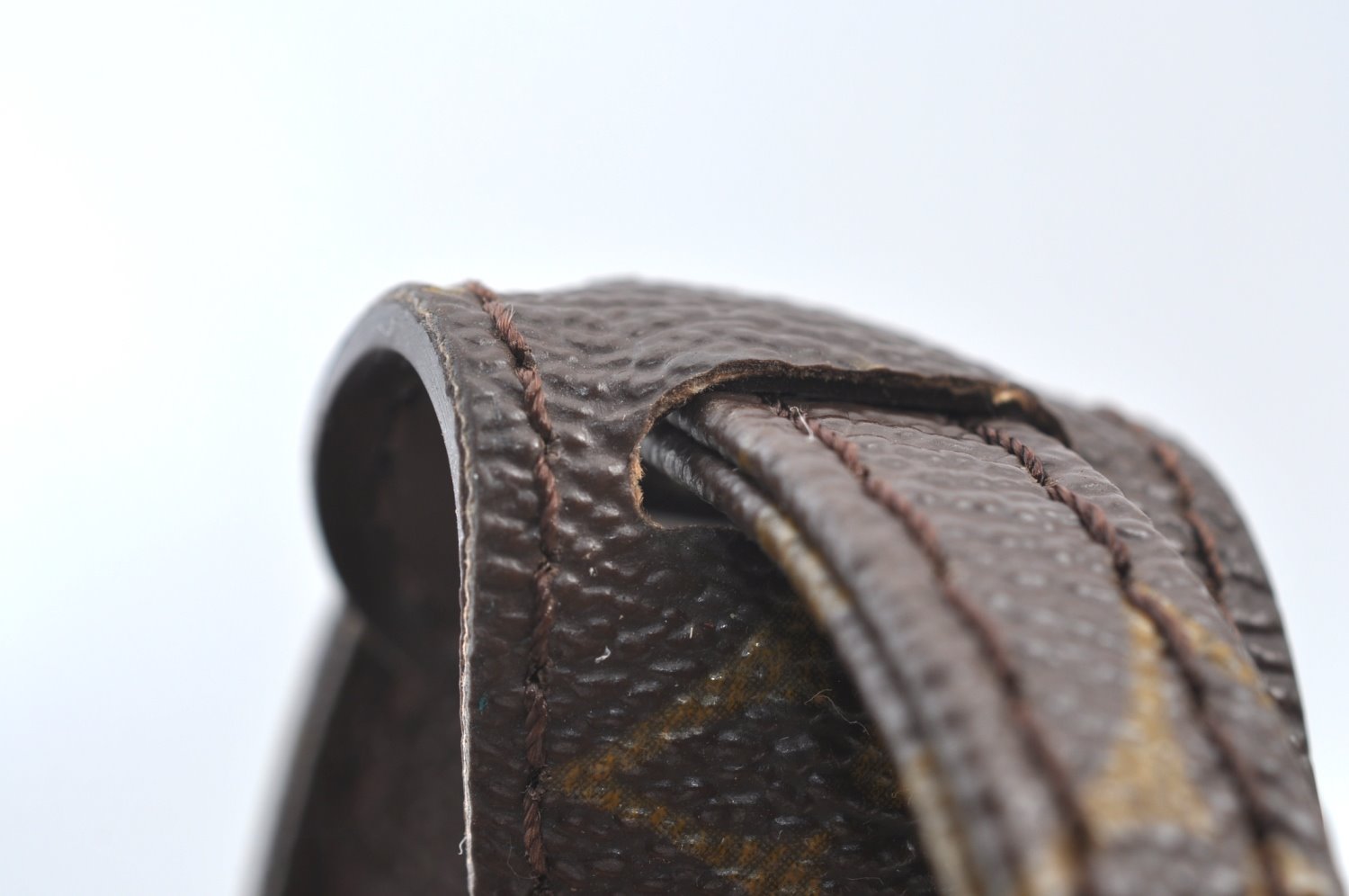 Authentic Louis Vuitton Monogram Danube Shoulder Cross Bag Old Model LV K8696