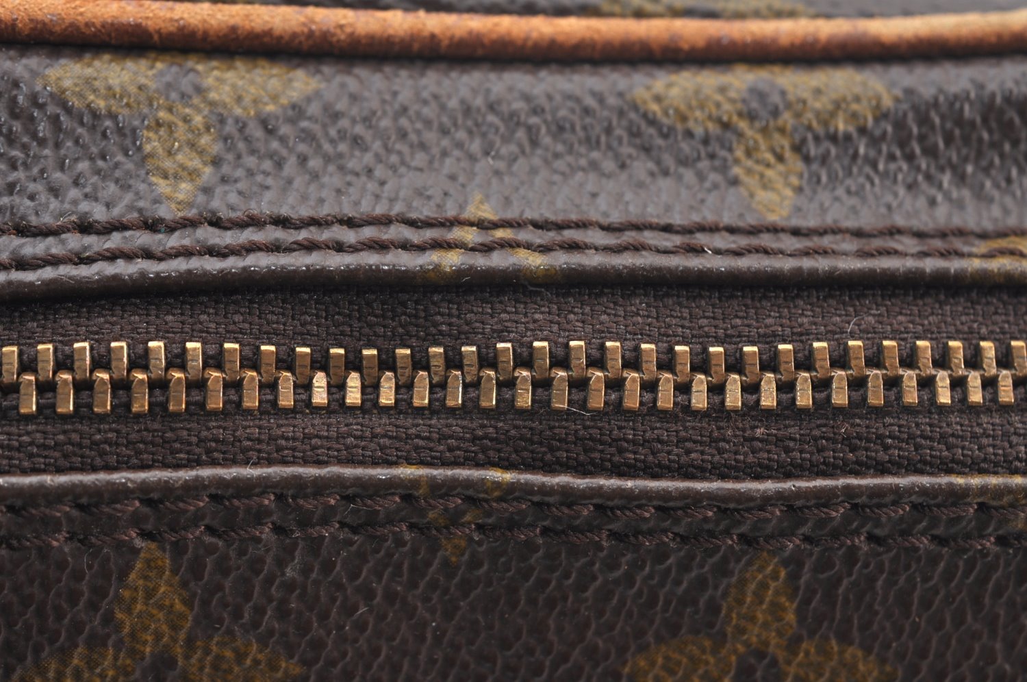 Authentic Louis Vuitton Monogram Danube Shoulder Cross Bag Old Model LV K8696