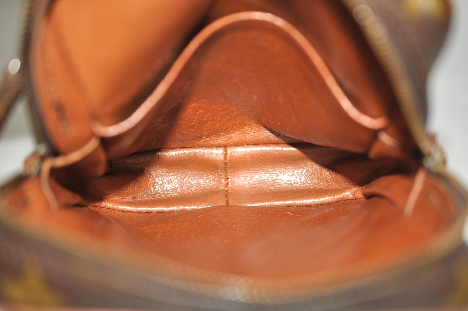 Authentic Louis Vuitton Monogram Danube Shoulder Cross Bag Old Model LV K8696