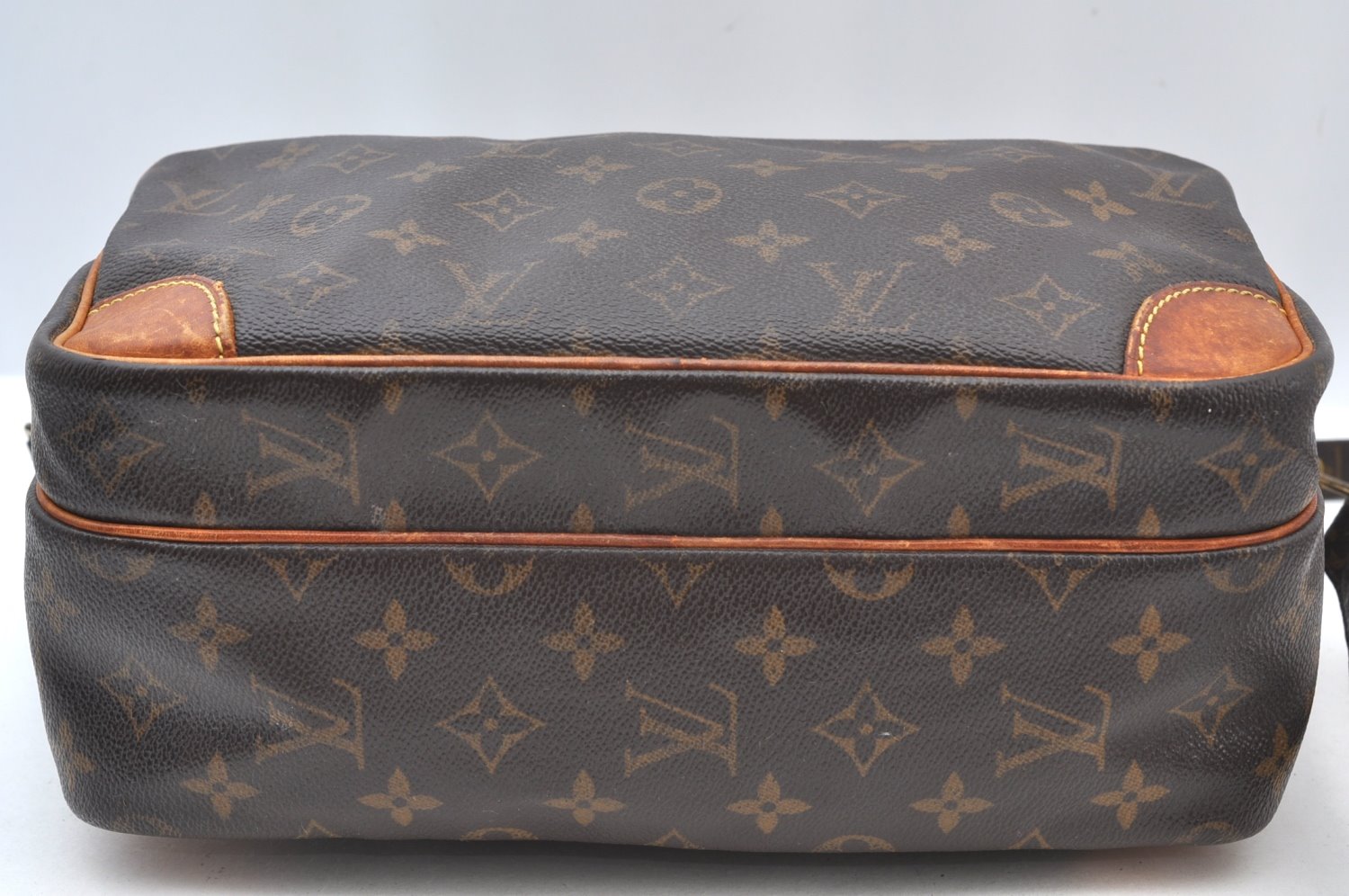 Authentic Louis Vuitton Monogram Nile Shoulder Cross Body Bag M45244 LV K8697