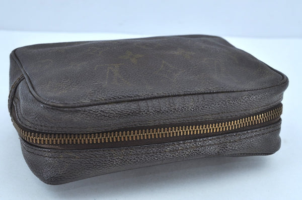 Auth Louis Vuitton Monogram Trousse Toilette 18 Clutch Hand Bag Old Model K8703