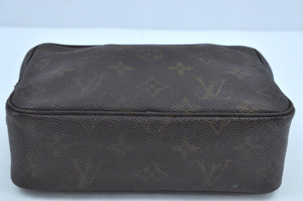 Auth Louis Vuitton Monogram Trousse Toilette 18 Clutch Hand Bag Old Model K8703