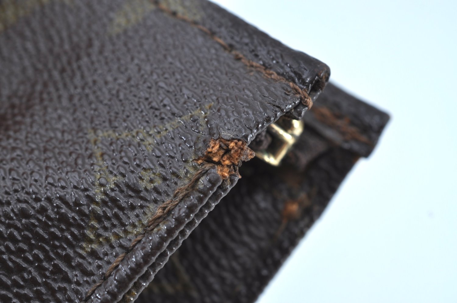 Authentic Louis Vuitton Monogram Poche Toilette 26 M47542 Cosmetics Pouch K8706