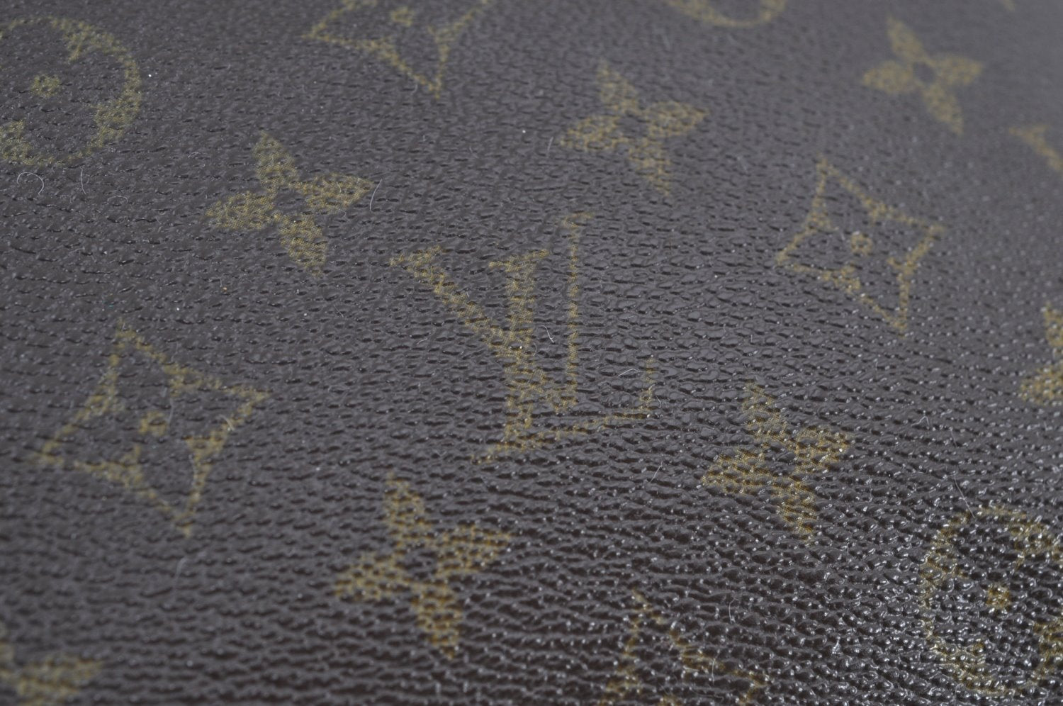 Authentic Louis Vuitton Monogram Poche Toilette 26 M47542 Cosmetics Pouch K8706