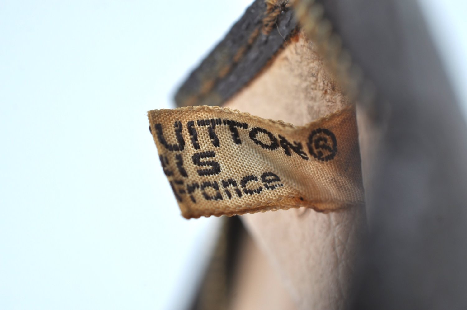 Authentic Louis Vuitton Monogram Poche Toilette 26 M47542 Cosmetics Pouch K8706