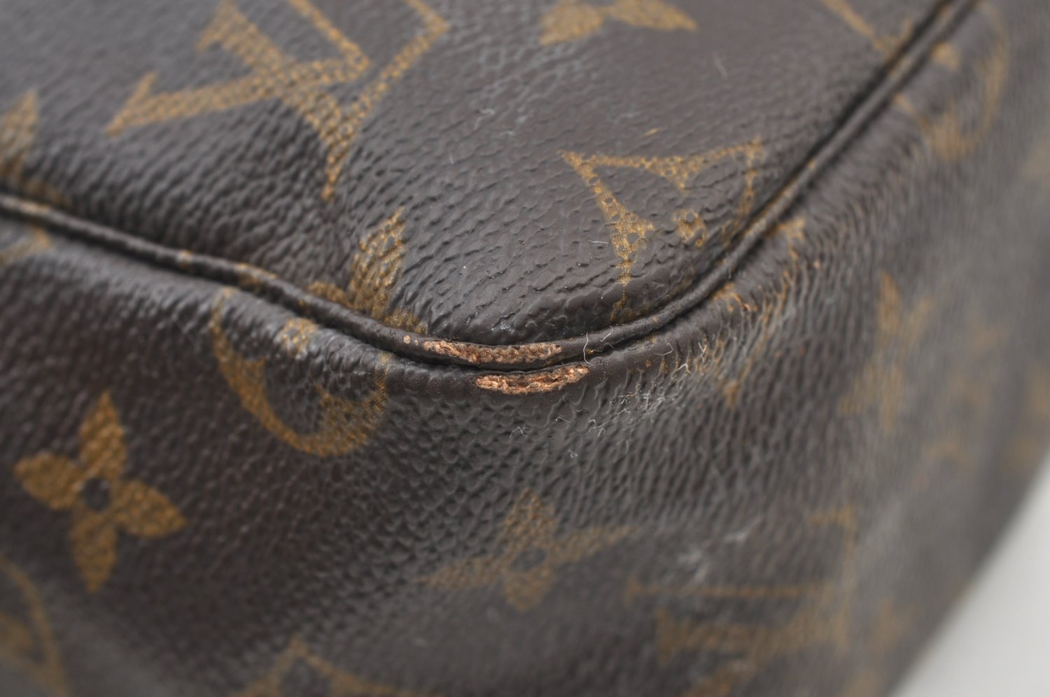 Auth Louis Vuitton Monogram Trousse Toilette 28 Clutch Bag M47522 Junk K8733