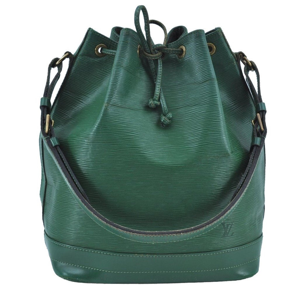 Authentic Louis Vuitton Epi Noe Shoulder Drawstring Bag Green M44004 LV K8734