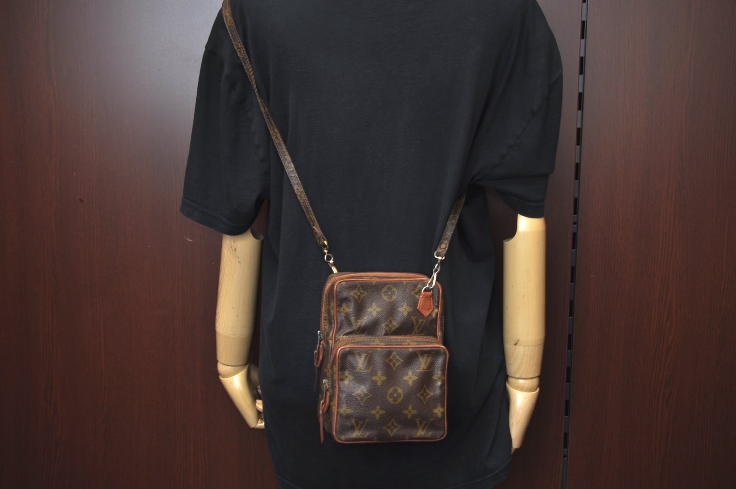 Authentic Louis Vuitton Monogram Amazone Shoulder Cross Body Bag Old Model K8751