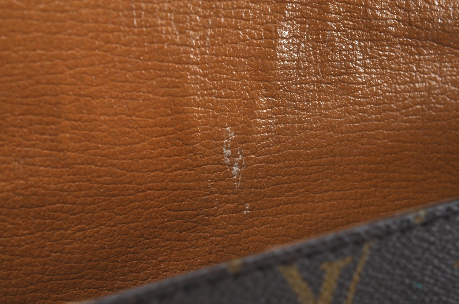 Authentic Louis Vuitton Monogram Cartouchiere GM Shoulder Bag Old Model K8753