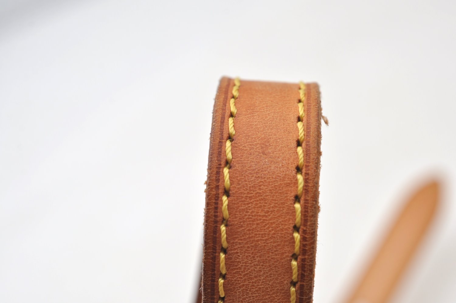 Authentic Louis Vuitton Leather Shoulder Strap For Bucket PM 27.6