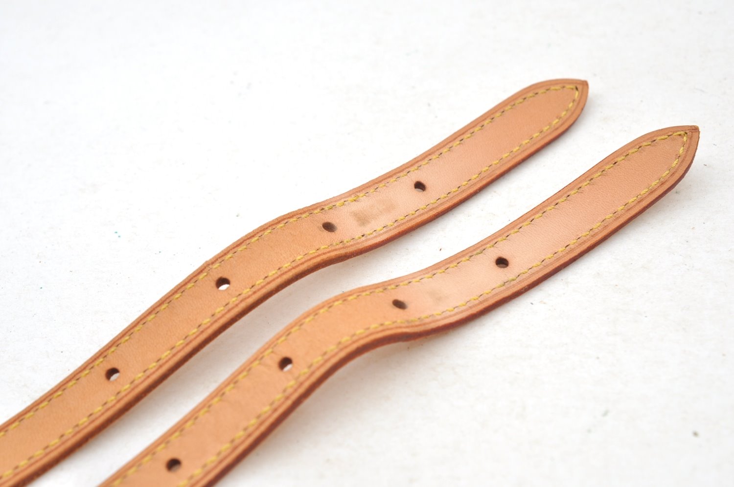 Authentic Louis Vuitton Leather Shoulder Strap For Bucket PM 27.6