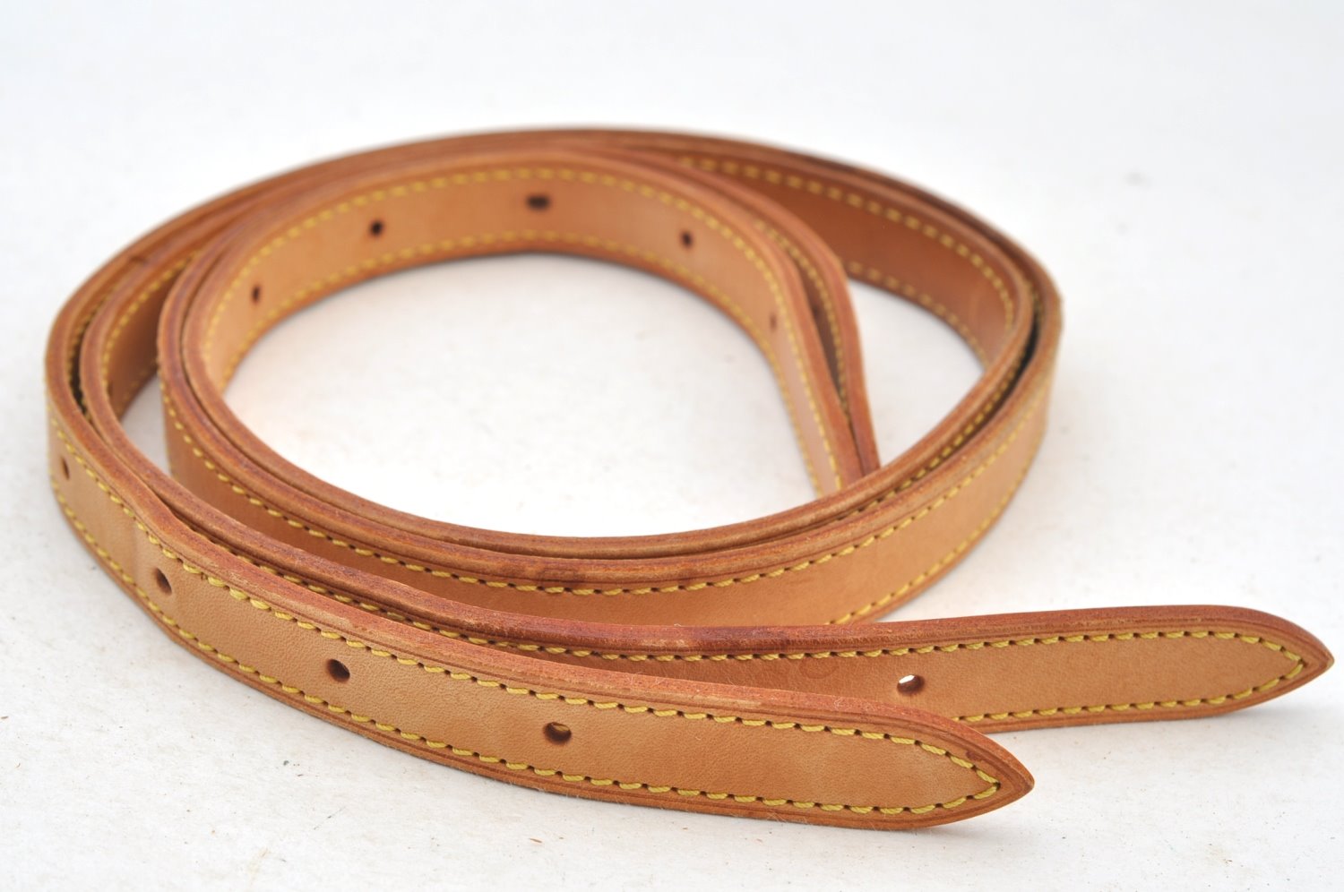 Authentic Louis Vuitton Leather Shoulder Strap For Bucket GM 31.9