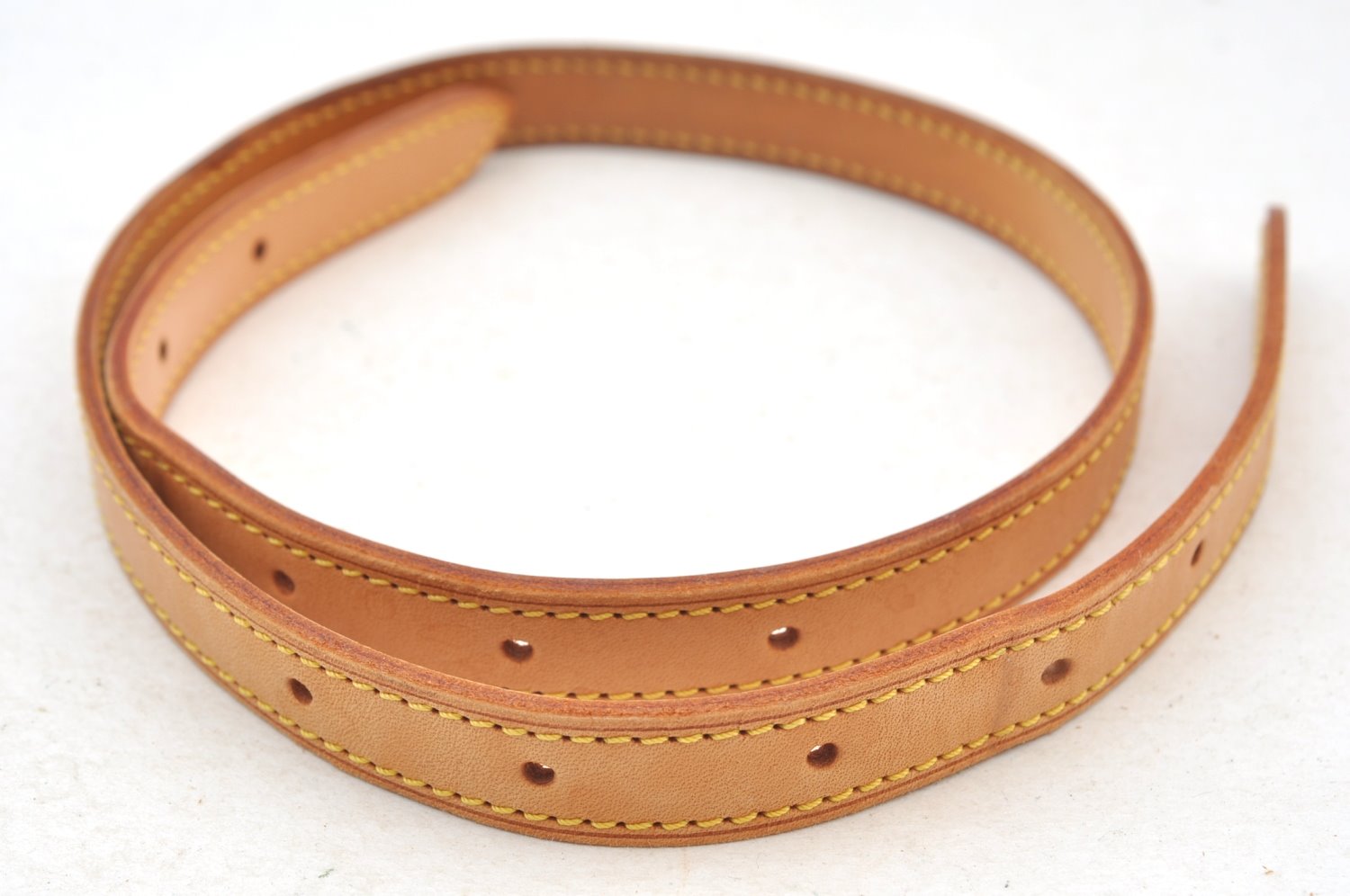 Authentic Louis Vuitton Leather Shoulder Strap For Bucket GM 31.9