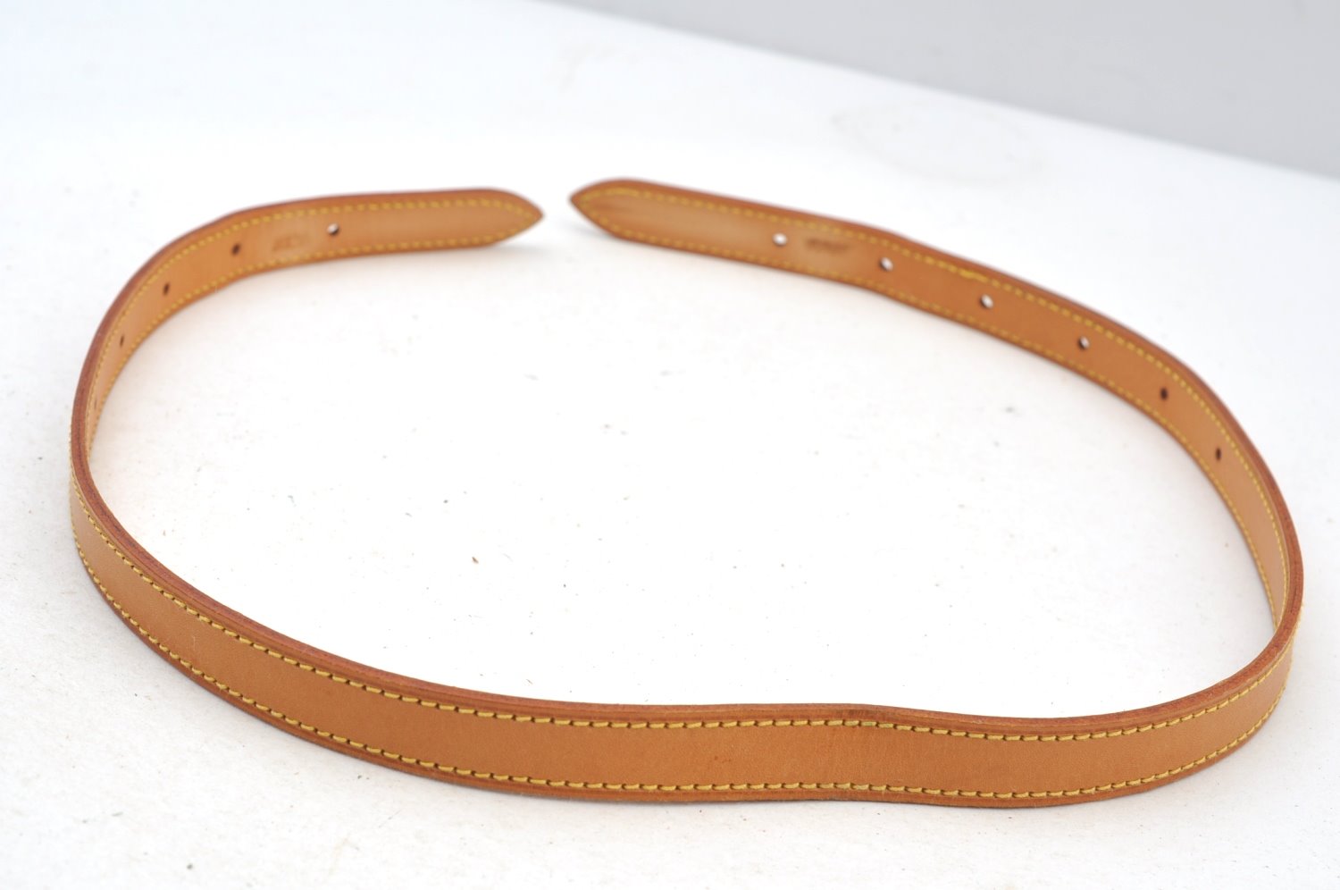 Authentic Louis Vuitton Leather Shoulder Strap For Bucket GM 31.9