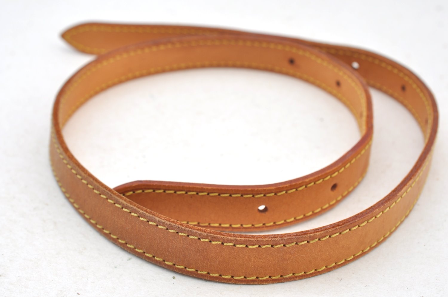 Authentic Louis Vuitton Leather Shoulder Strap For Bucket GM 31.9