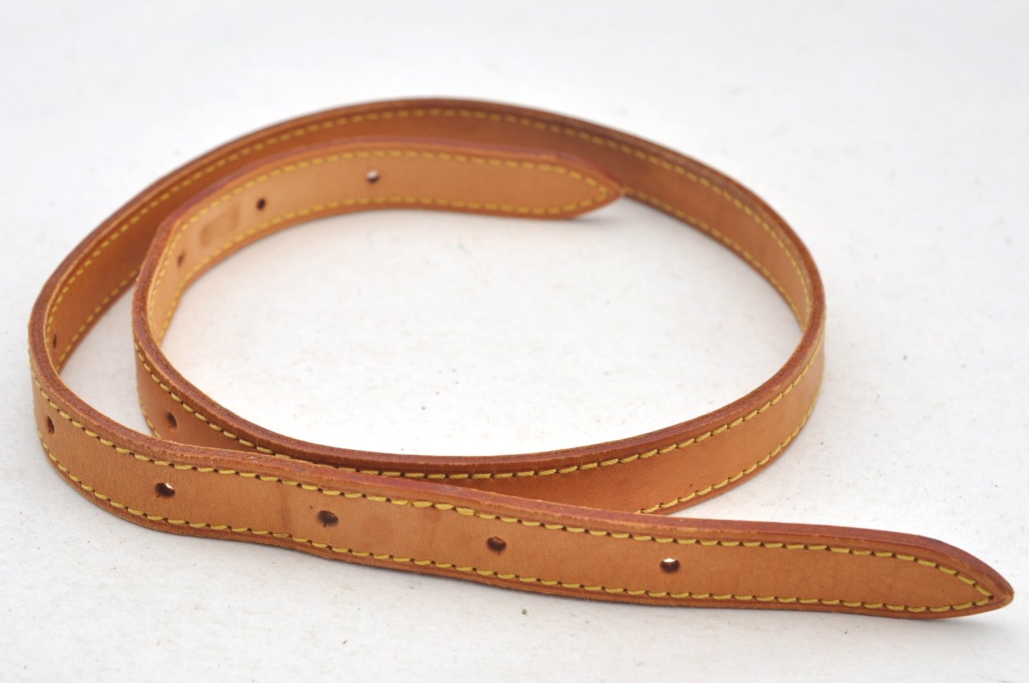 Authentic Louis Vuitton Leather Shoulder Strap For Bucket GM 31.9