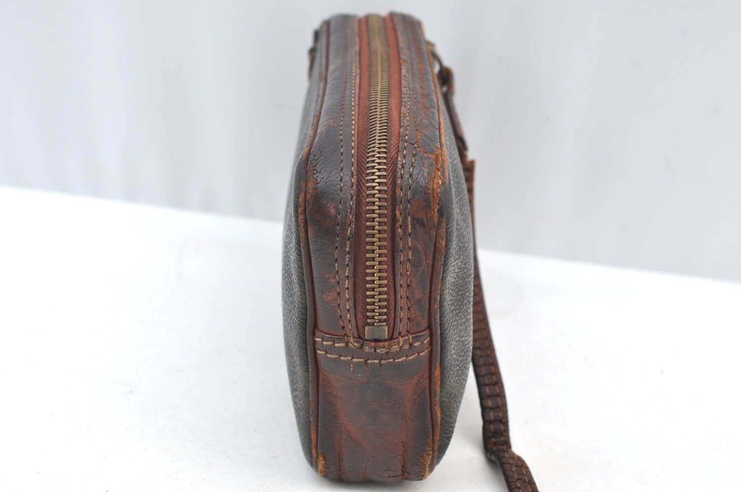 Authentic Louis Vuitton Monogram Pochette Sport Clutch Hand Bag LV Junk K8827