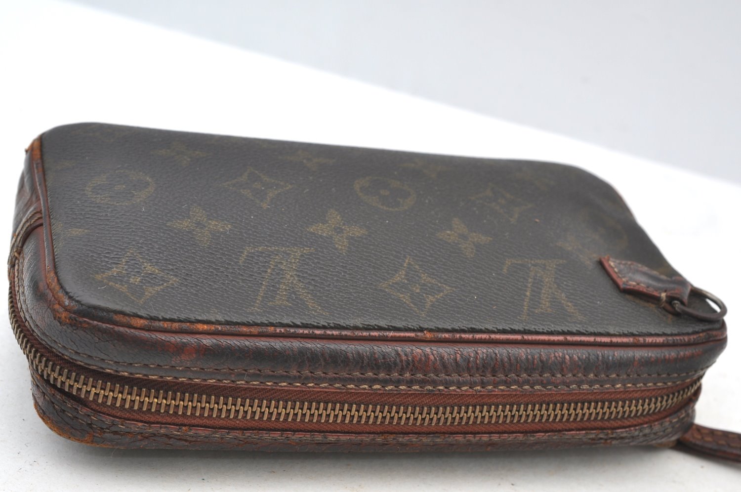 Authentic Louis Vuitton Monogram Pochette Sport Clutch Hand Bag LV Junk K8827
