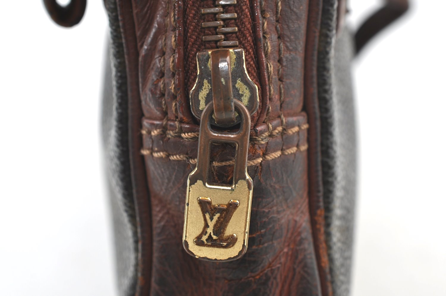 Authentic Louis Vuitton Monogram Pochette Sport Clutch Hand Bag LV Junk K8827