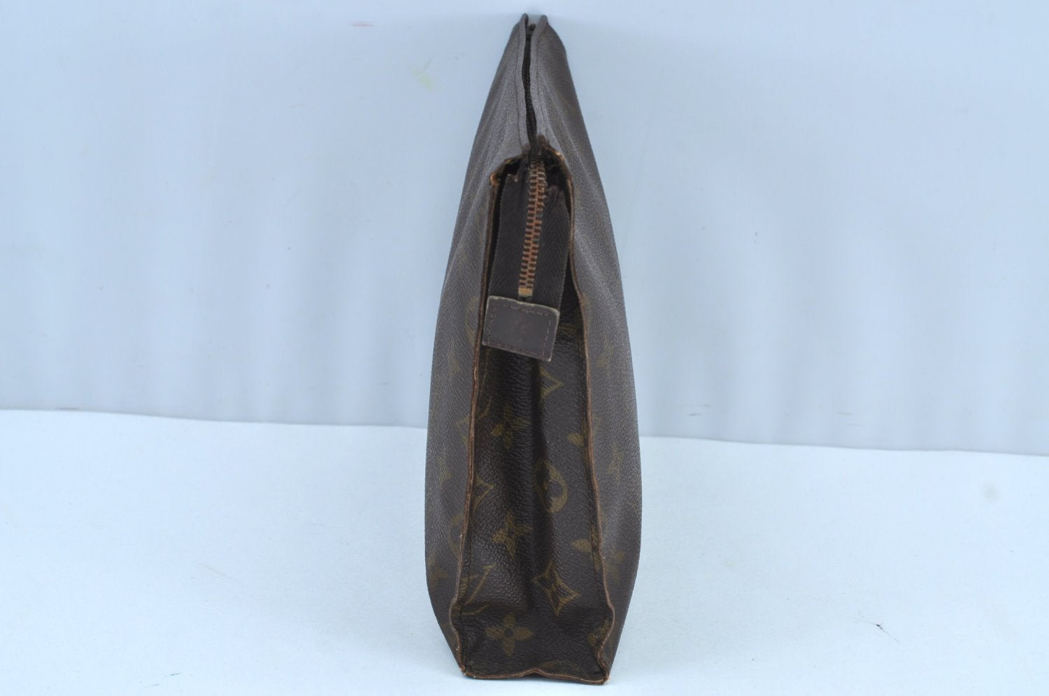 Auth Louis Vuitton Monogram Poche Toilette 26 Cosmetics Pouch Old Model LV K8829