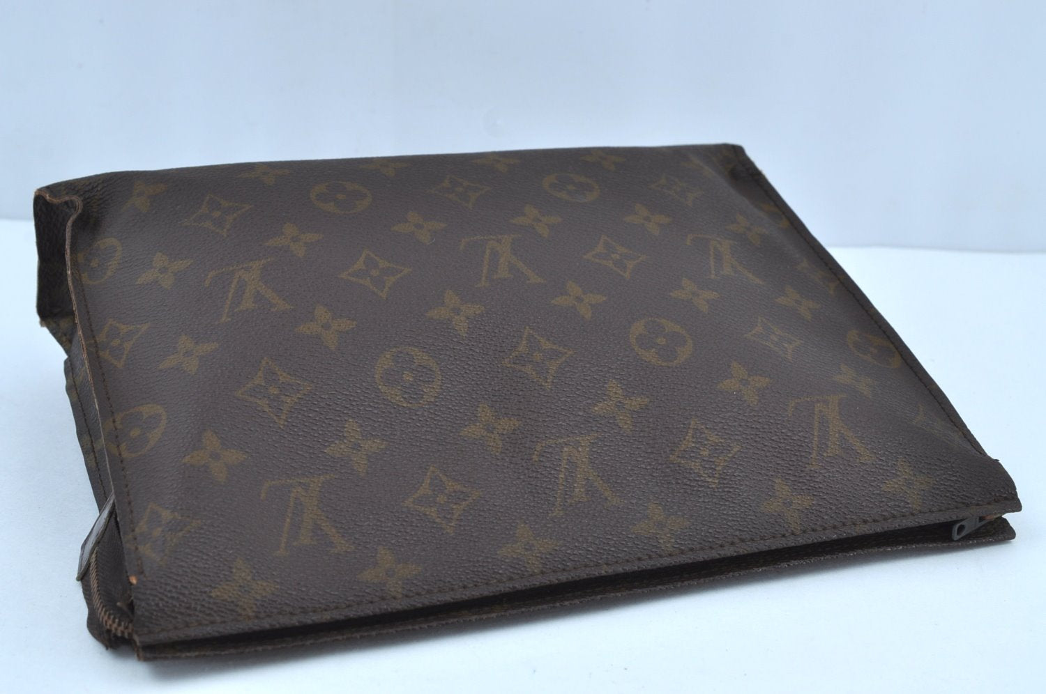Auth Louis Vuitton Monogram Poche Toilette 26 Cosmetics Pouch Old Model LV K8829
